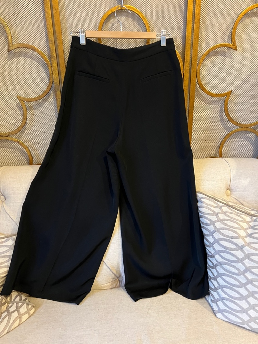 Massimo Dutti Black Wide-Leg Trousers - Picture 2 of 5
